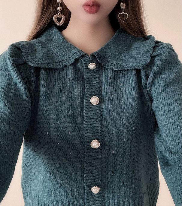 日本 GRL - 浪漫花朵領珍珠釦針織上衣-知性黑