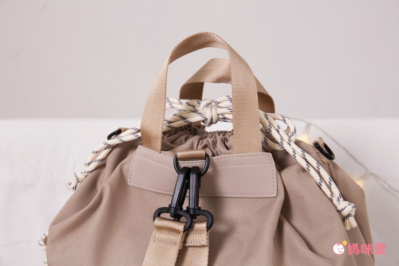 日本 COOCO - 環保材質仿皮俐落造型大容量托特包-淺米杏 (W30*H28*D14cm)