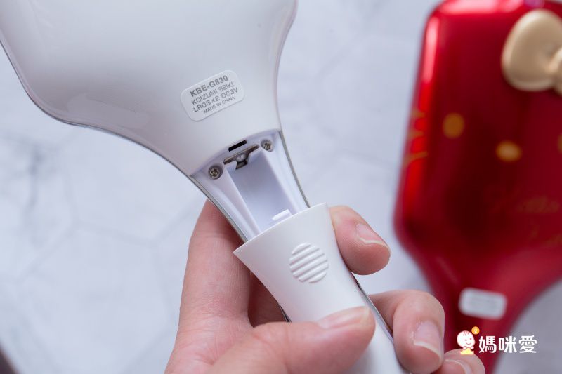 日本 KOIZUMI 小泉成器 - Hello Kitty 音波美髮梳-動物派對-KBE-G838 WE