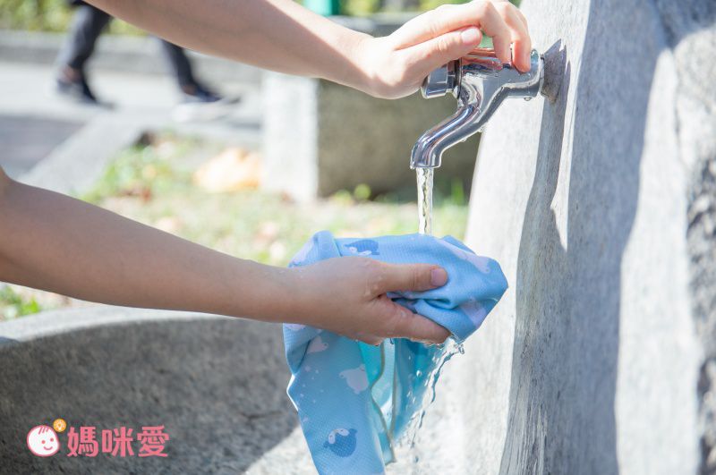 日本涼感雜貨 - 水涼感巾-漸層結晶-藍 (30x100cm)