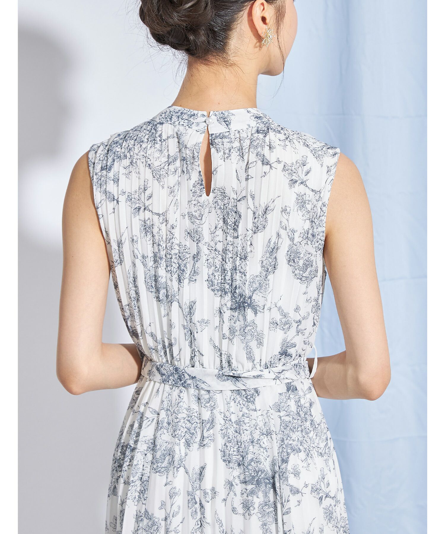 日本 tocco-closet - 波浪百褶綁帶雪紡洋裝-氣質杏