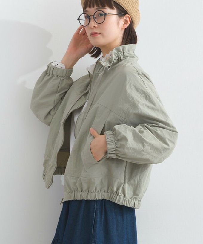 日本 Lupilien - 輕盈俏麗特色領尼龍短版薄外套-軍綠