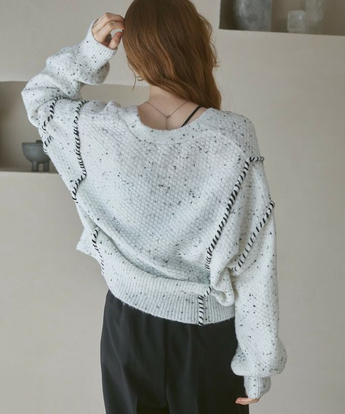 日本 Bab - 縫線感溫暖紋理短版針織外套-卡其沙色