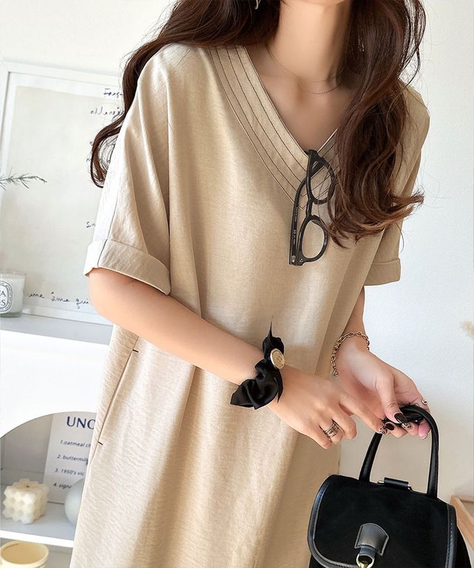 日本 Classical Elf - 顯瘦線條V領傘狀五分袖洋裝-海軍藍