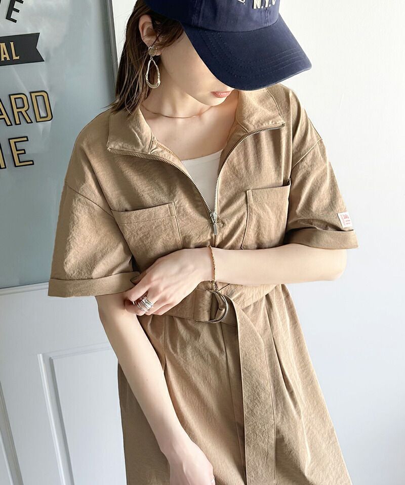 日本 Classical Elf - 酷甜工裝風拉鍊翻領洋裝-焦糖棕