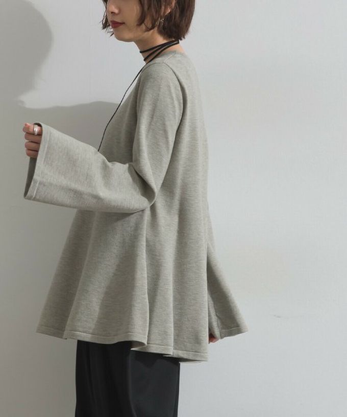 日本 ELENCARE DUE - 成熟傘擺腰線針織長袖上衣-灰