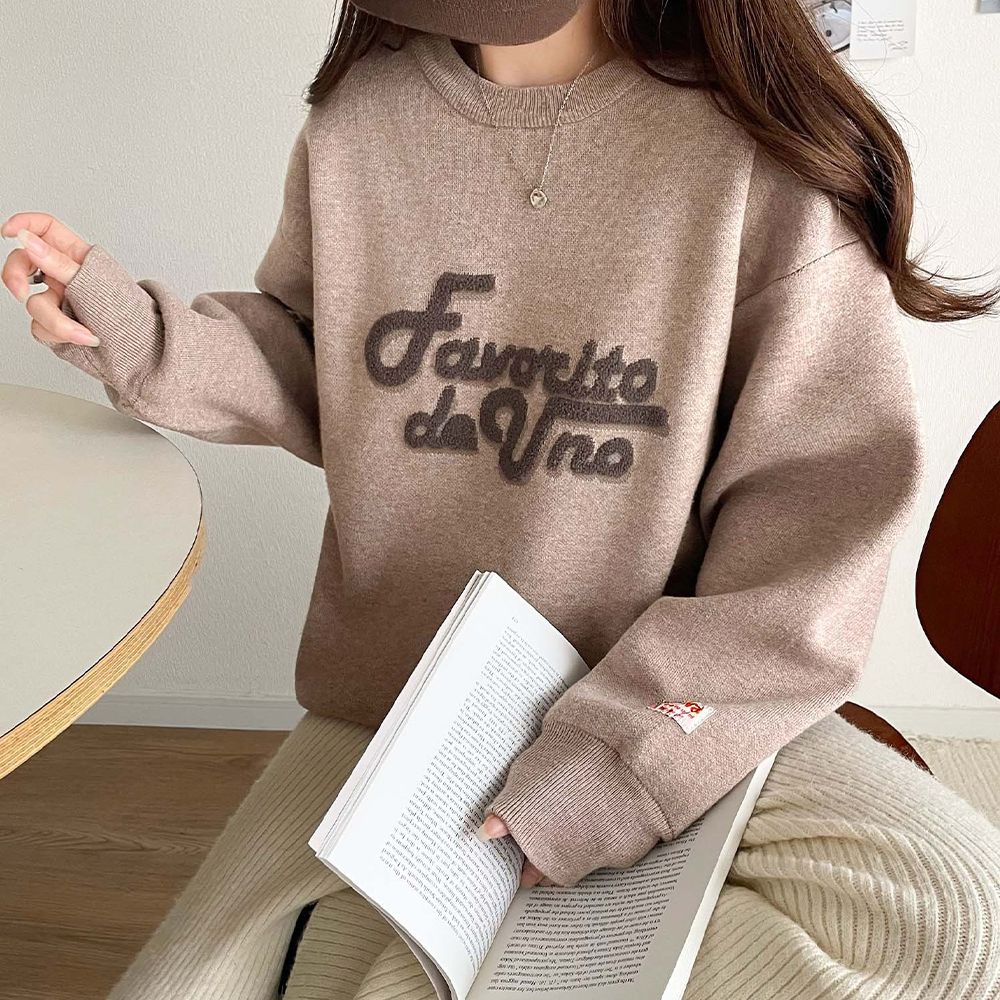 Java 都會感相良刺繡針織上衣-摩卡