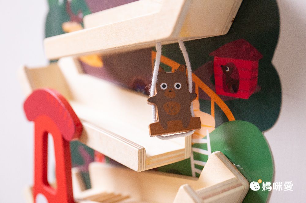 免收拾【新加坡Oribel】壁貼玩具，貼在牆上想玩就玩！