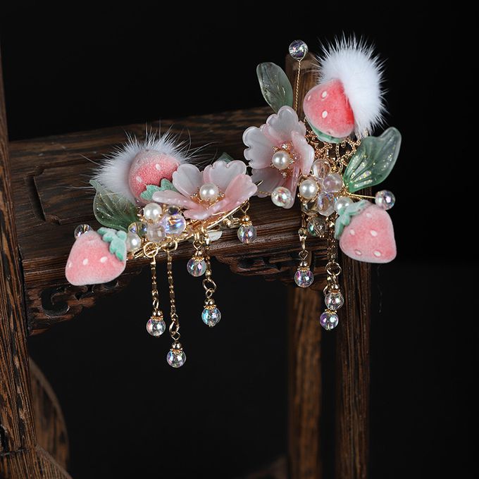 草莓毛球吊墜髮飾髮夾 古風漢服髮飾