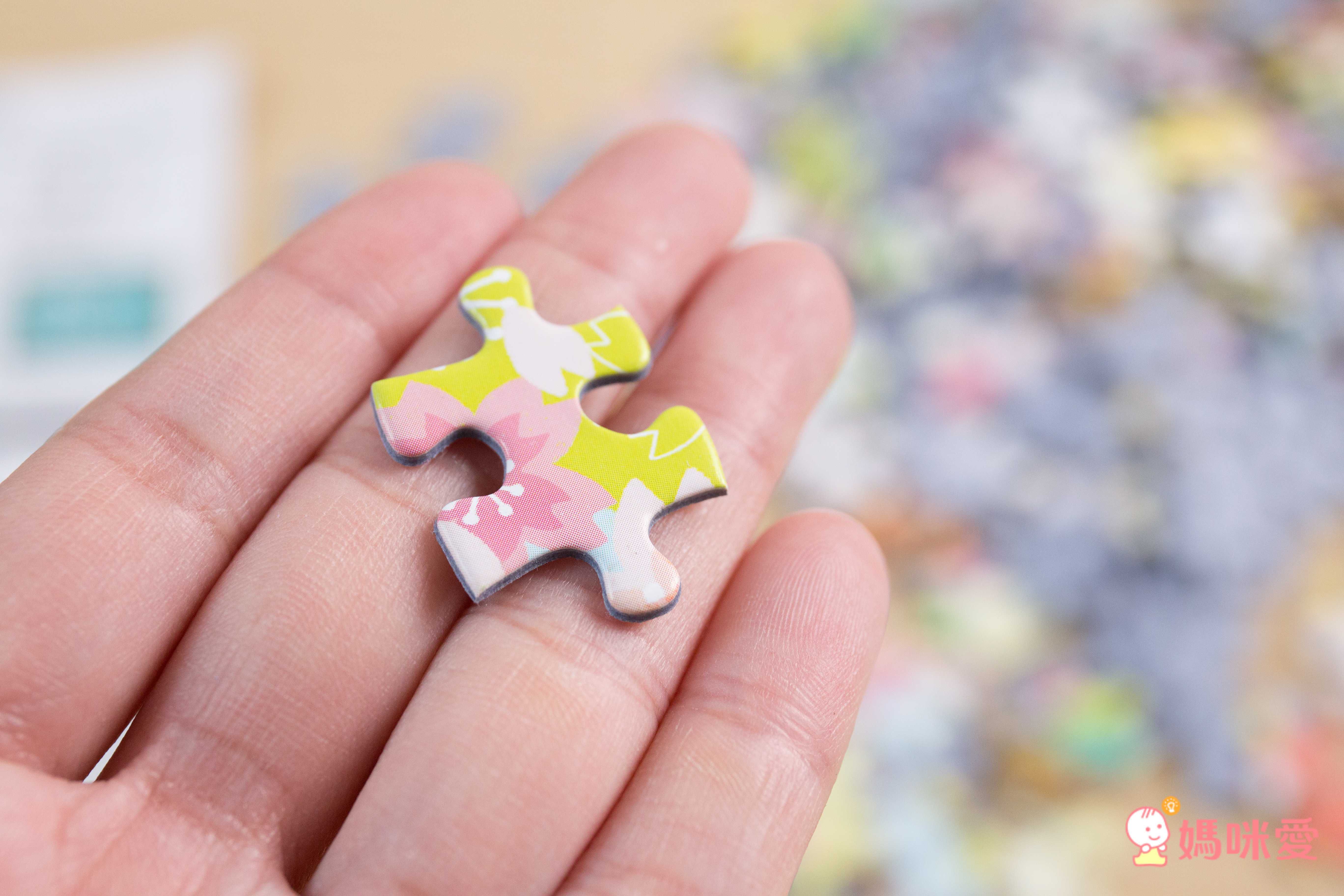 迪士尼公主300片盒裝拼圖─-小美人魚(L)