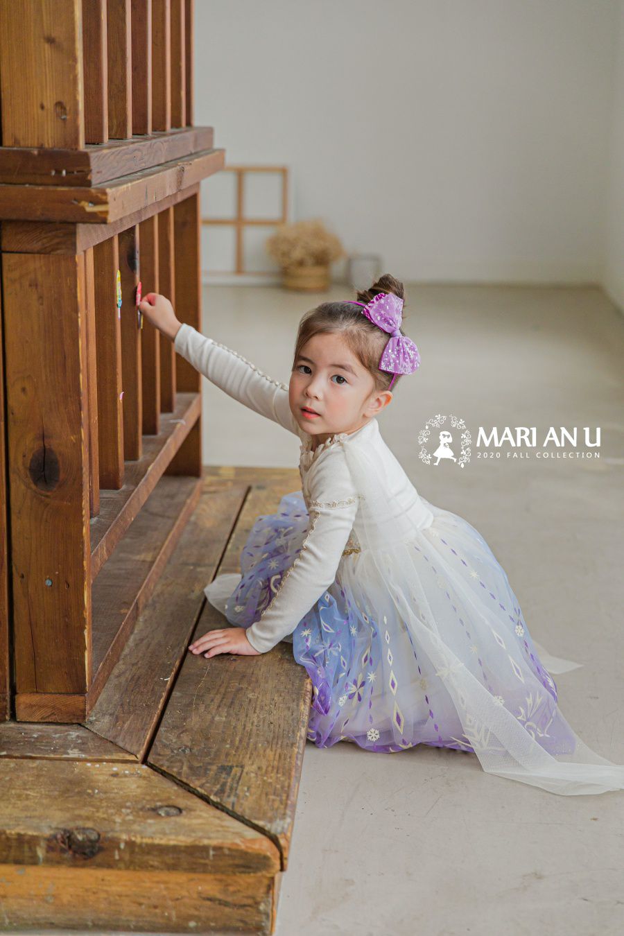 韓國 mari an u - 冰雪女王艾莎洋裝(披風可拆)-冰晶白
