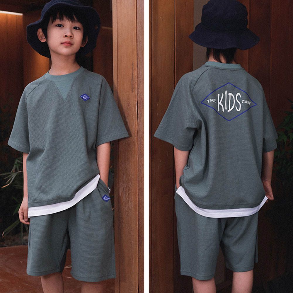 圓領短袖上衣+五分褲兩件式套裝-菱形布標-綠色