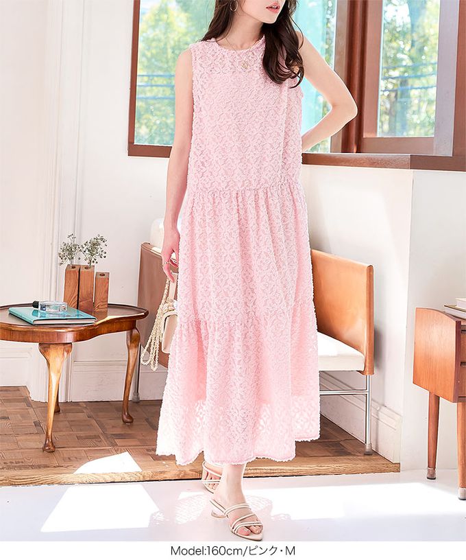 日本 Kobe Lettuce - 透膚感優雅緹花分層無袖洋裝(附內襯)-黑