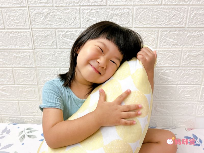 日本 DAIKAI - 接觸涼感 豌豆枕/午睡枕/枕頭-幾何波浪 (50x25cm)