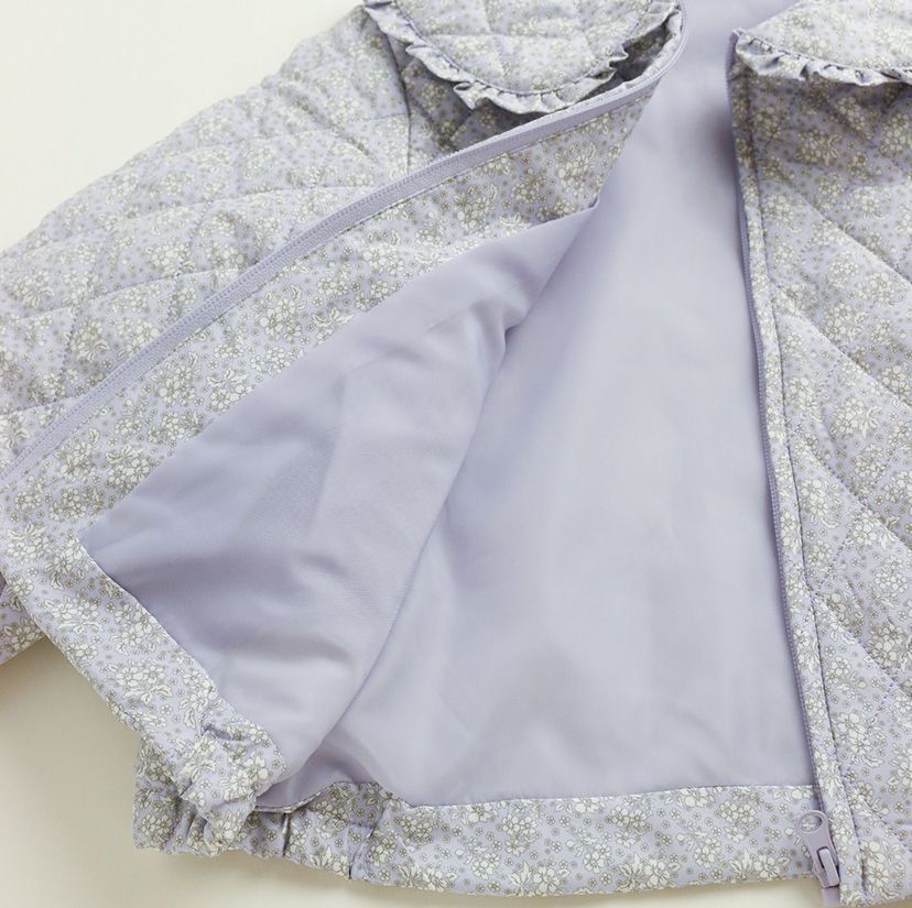 日本 Catherine Cottage - 荷葉領輕量鋪棉絎縫外套-小花-藍紫