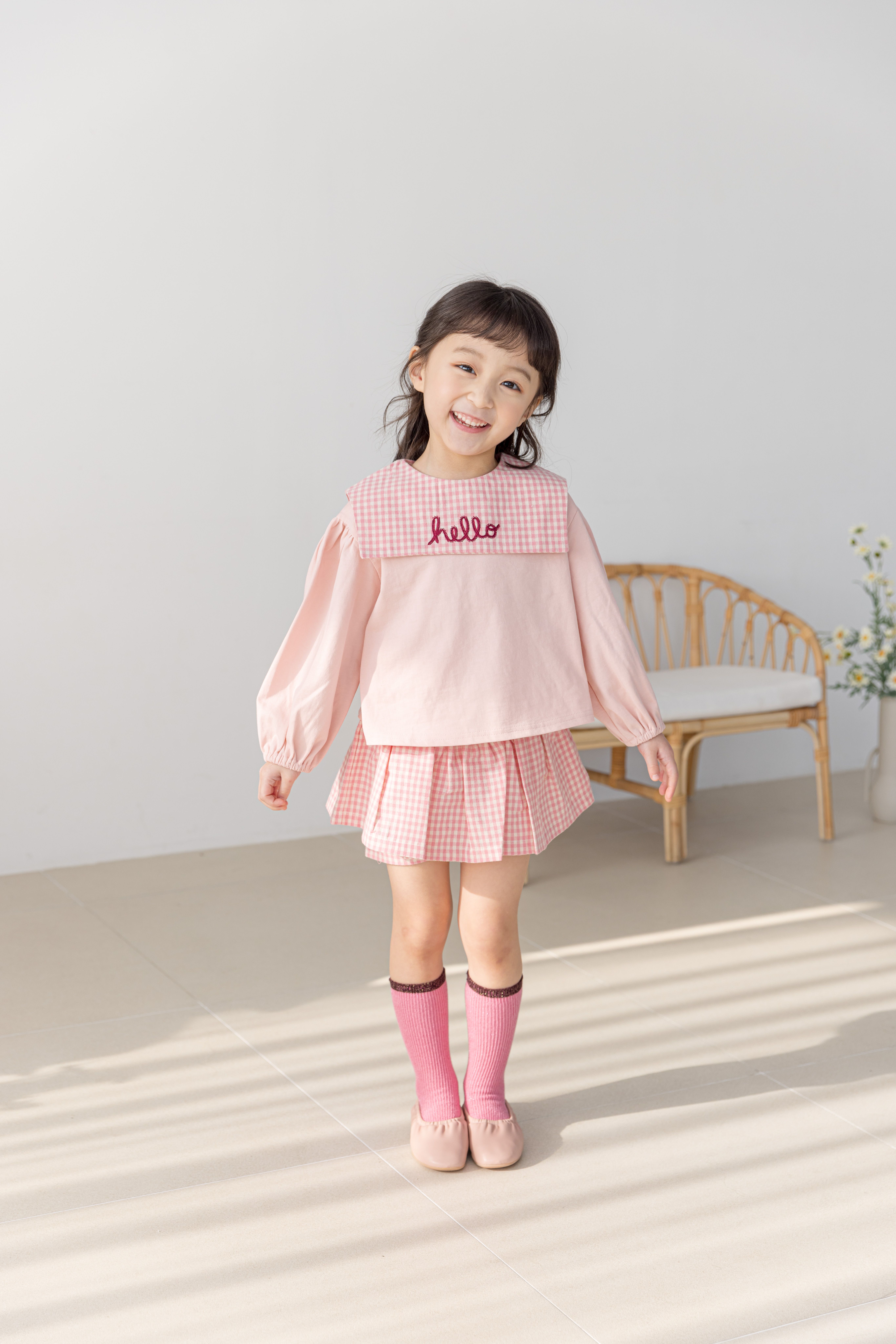 韓國 Orange Mom - 格子方領Hello泡泡袖上衣-粉紅