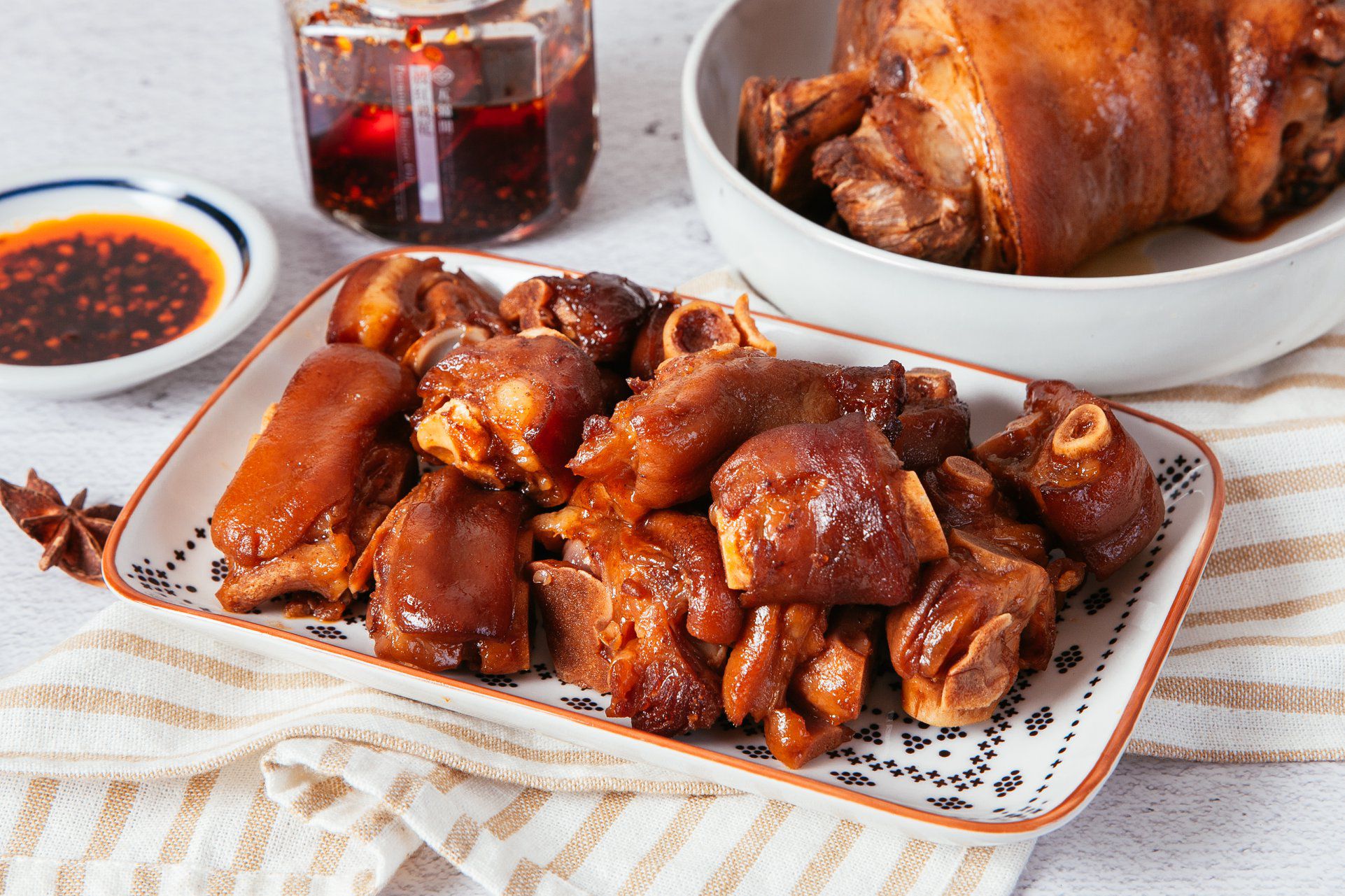 【五錦開】精緻滷味宅配到家！滑嫩彈牙鴨胗、獨家滷汁鴨翅、孩子最愛綿密豆干一次選購！