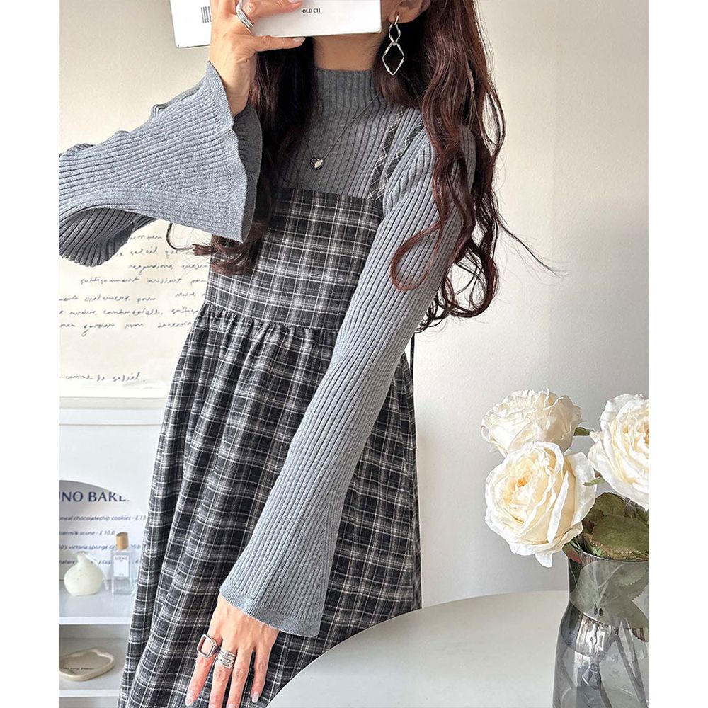 學院風格紋甜美雙吊帶洋裝-黑