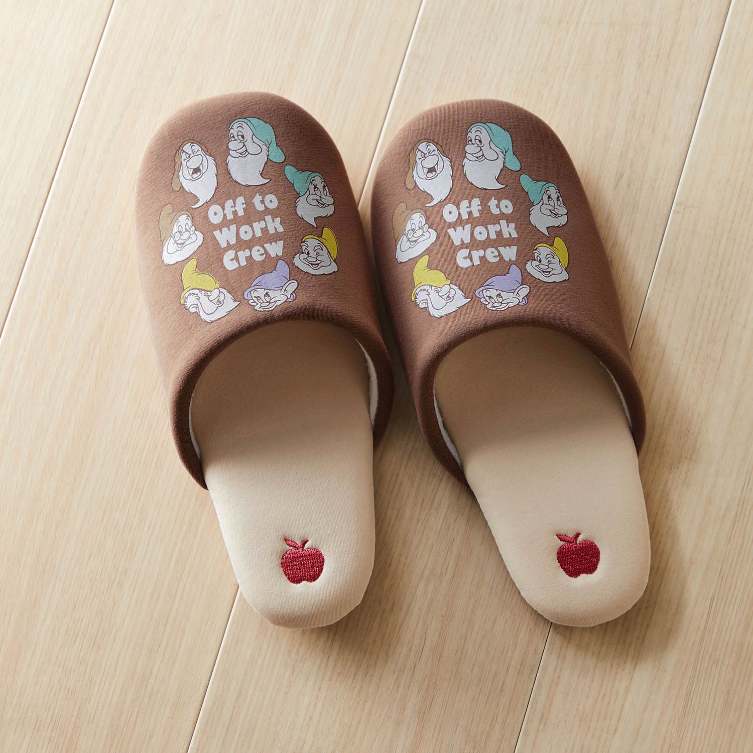 日本千趣會 - 迪士尼室內拖鞋-七矮人-卡其