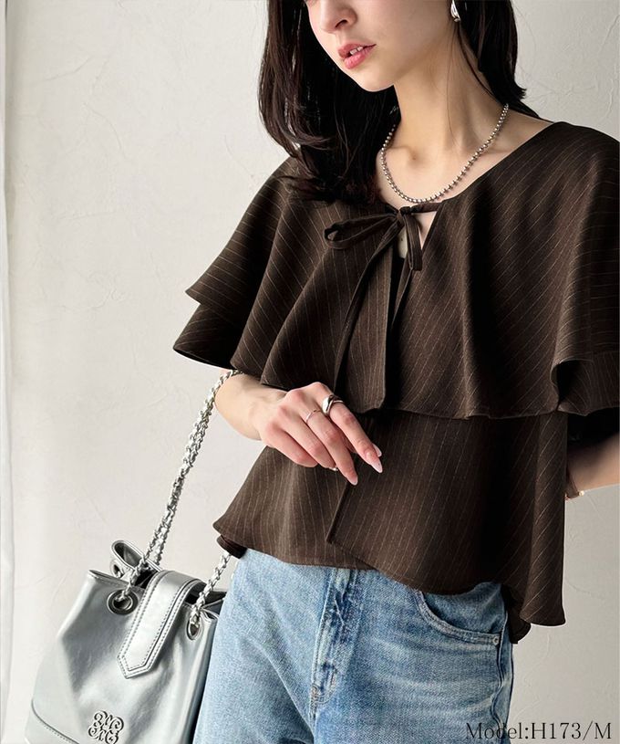 日本 Classical Elf - 前後2way優雅荷葉大翻領上衣-細條紋-卡其棕