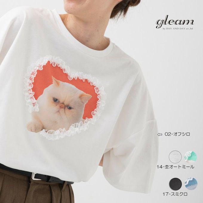 日本 gleam - 厭世貓咪愛心蕾絲寬大風短袖T恤-藍貓-炭黑