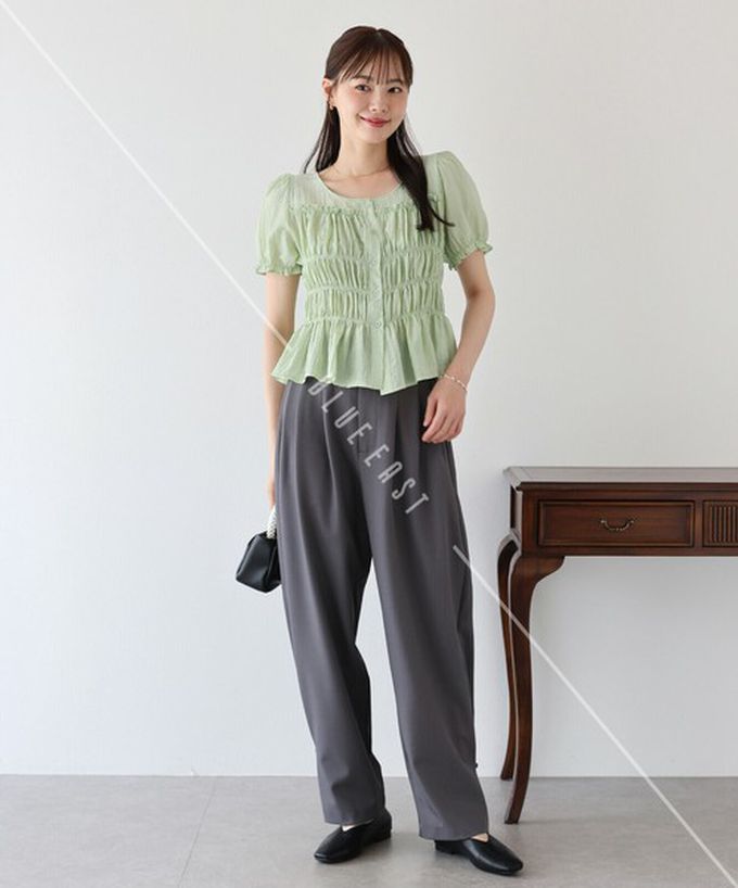 日本 BLUE EAST - 顯瘦皺摺荷葉泡泡短袖上衣-白