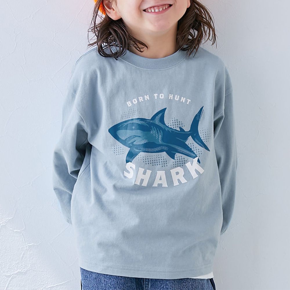 100%棉 寬鬆版型縮口長袖上衣-正面鯊魚-霧藍