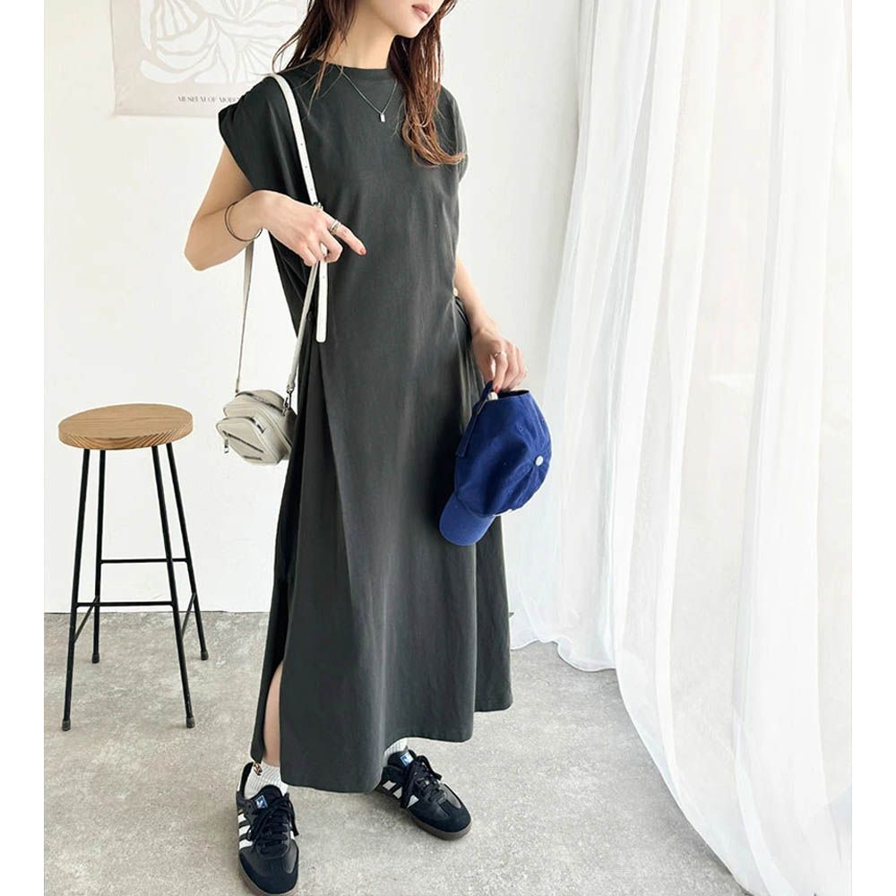 顯瘦摺線設計感短袖開叉洋裝-炭灰
