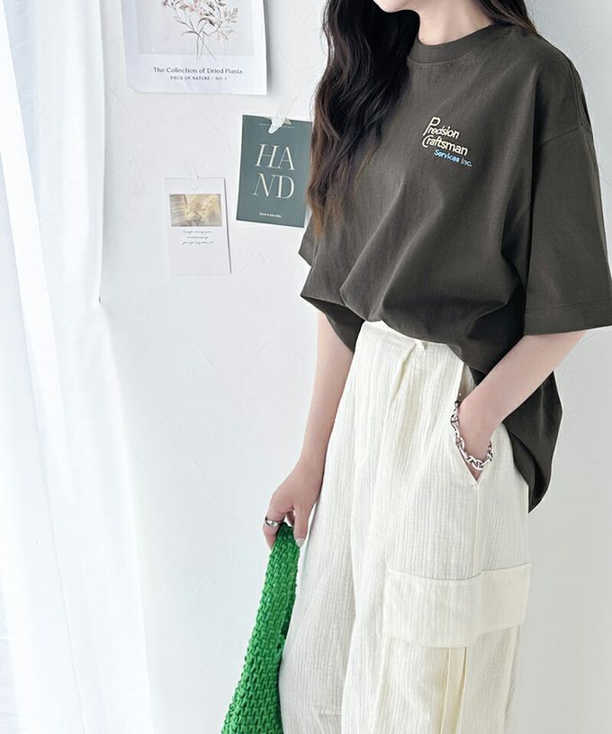 日本 Classical Elf - 100%棉 胸前logo點綴短袖上衣-米杏