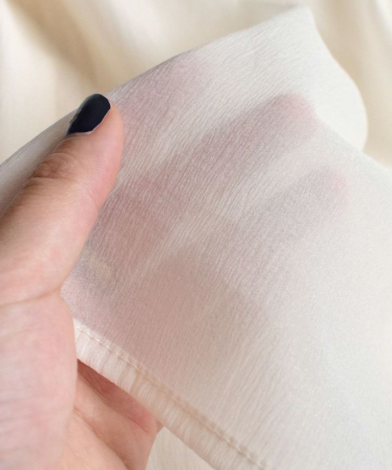 日本 zootie - 空氣感透膚優雅泡泡袖上衣-焦糖棕