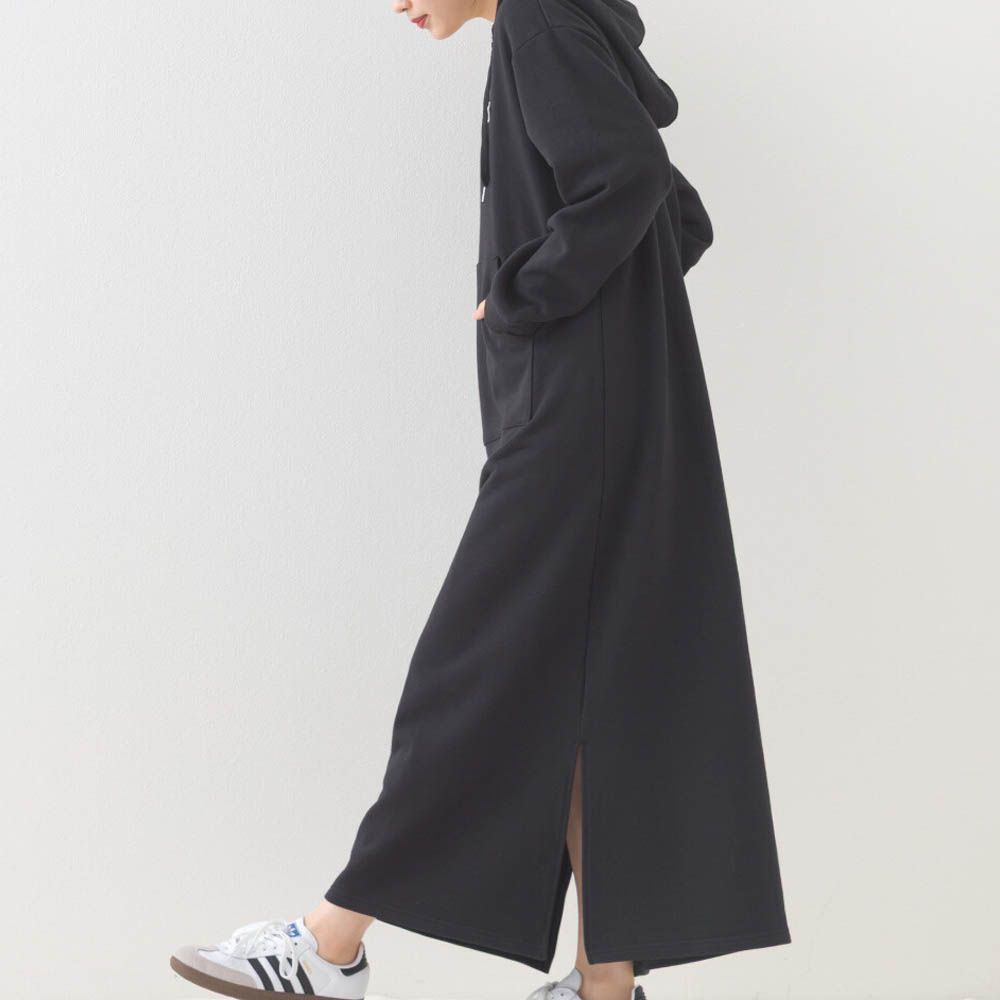 休閒刺繡logo裏毛連帽長袖洋裝-黑