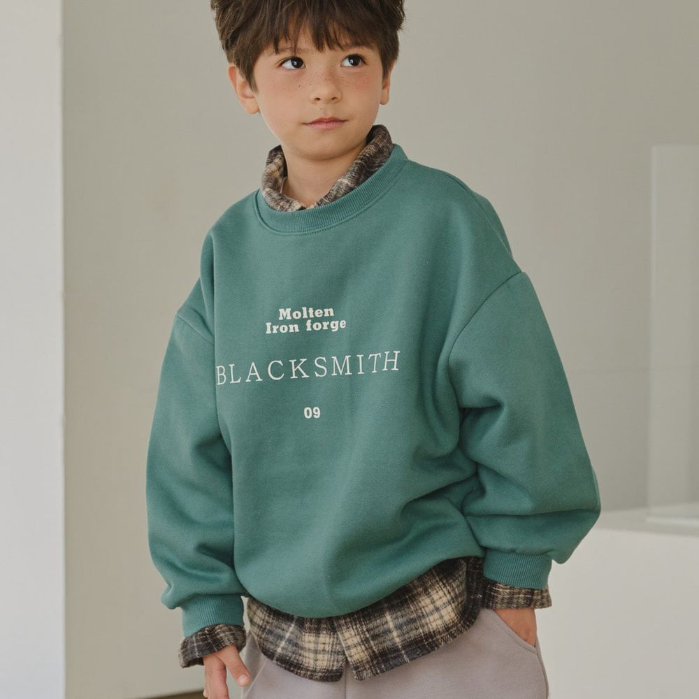 HIKIKI (內磨毛)摩登文字印長袖大學T-藍綠