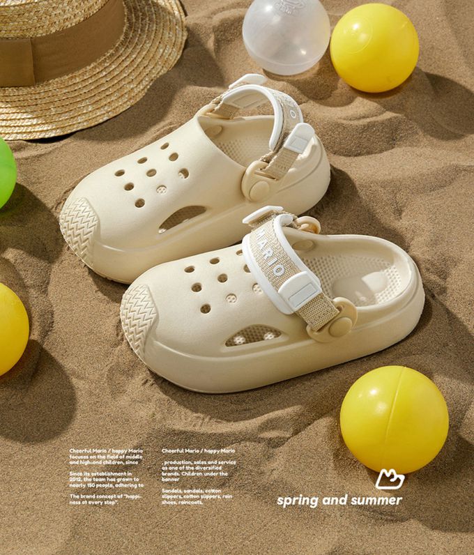 JB clothes - 潮流洞洞鞋-米白-0.22KG