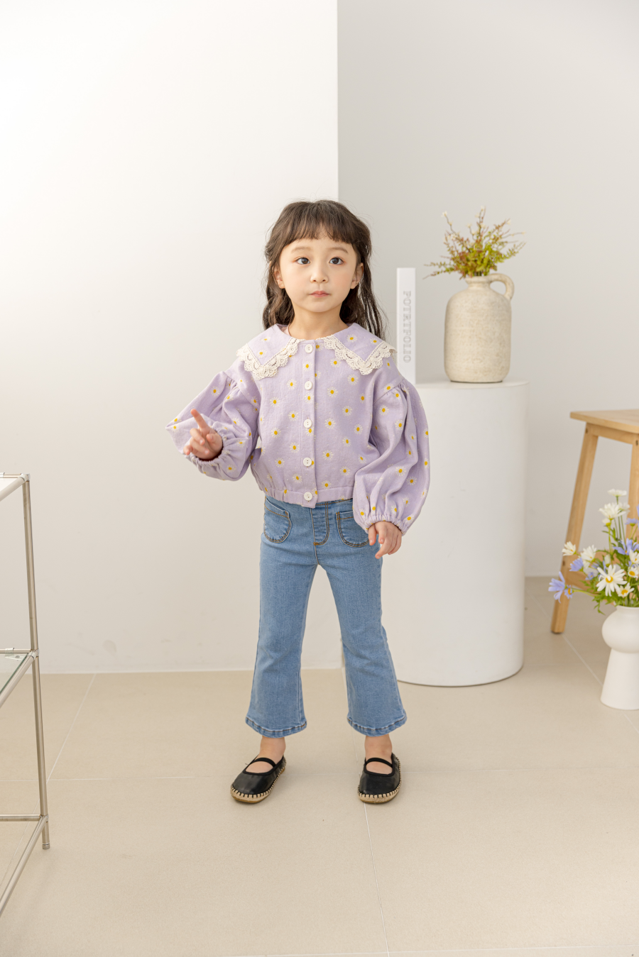 韓國 Orange Mom - 鏤空蕾絲領小雛菊單排釦小外套-紫