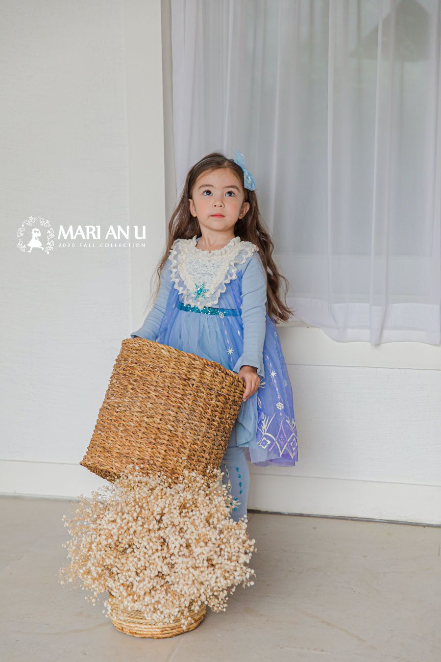 韓國 mari an u - 蕾絲白領艾莎洋裝-閃耀藍