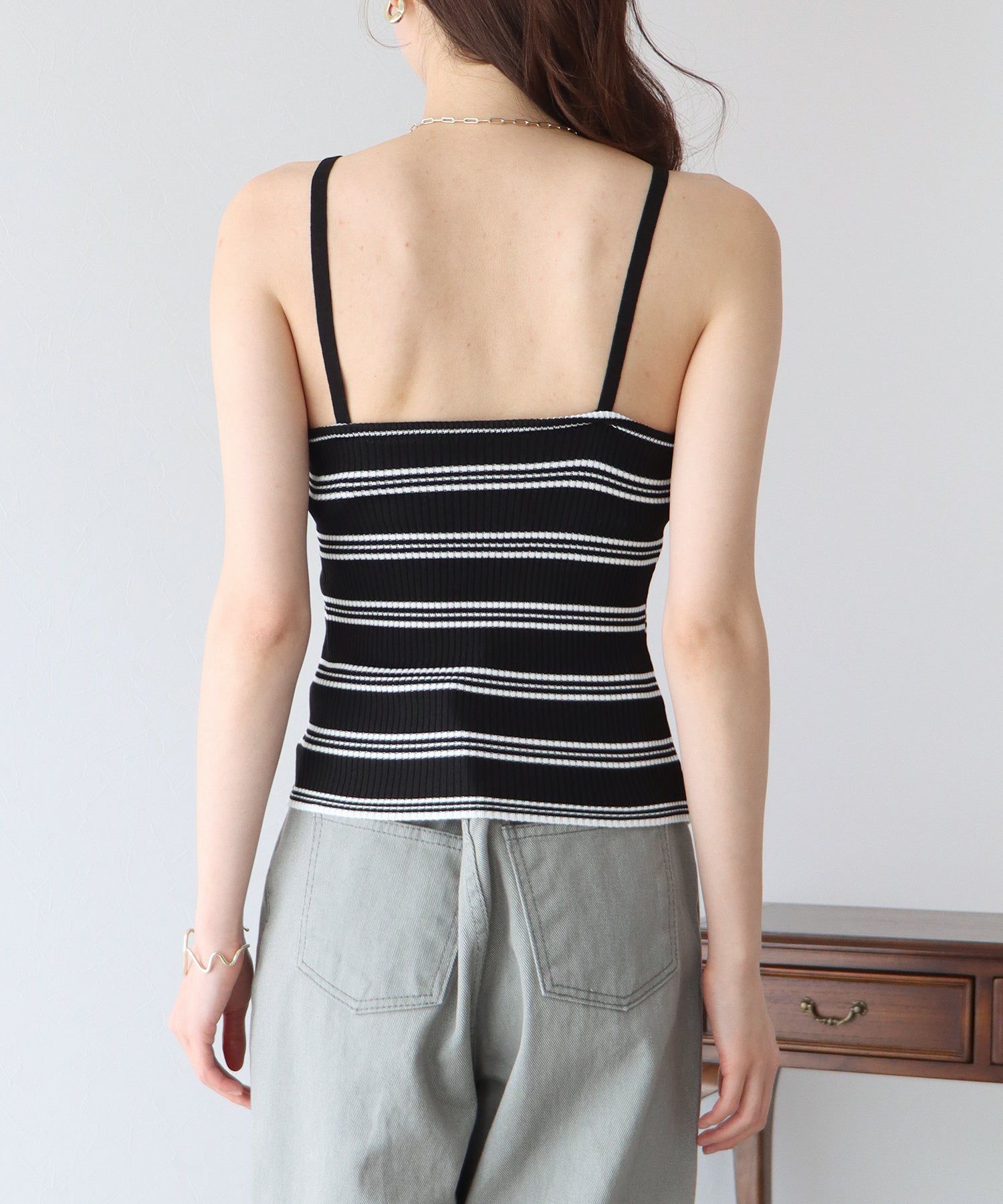 日本 BLUE EAST - 彈性羅紋無袖上衣/內搭-條紋-黑