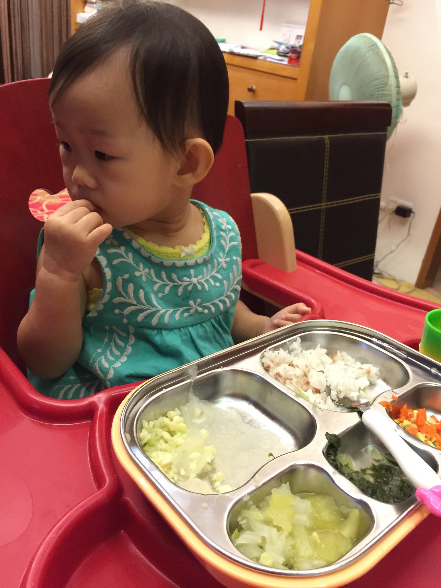一歲多寶貝吃飯吃多久?