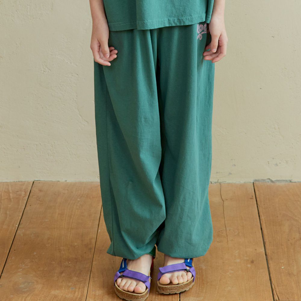 NAVi 鬆緊腰純棉休閒縮口褲-Rolling-森林綠