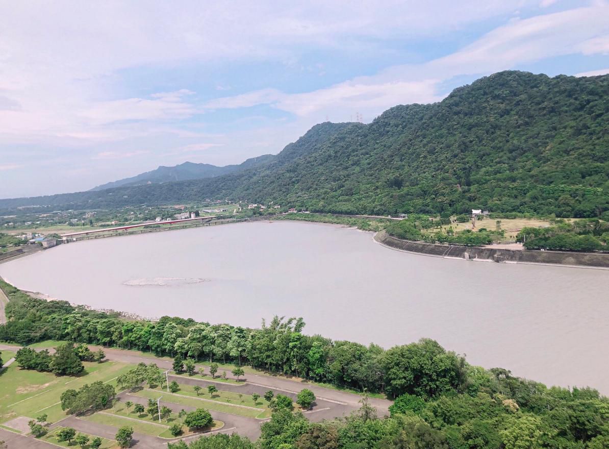 極少量出清價↘最美【石門水庫福華渡假飯店】一泊一食