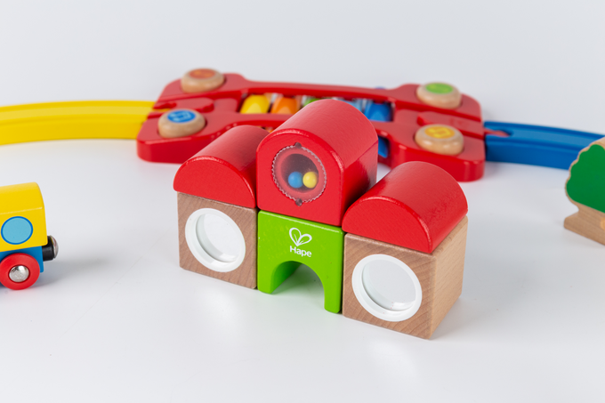 德國 Hape - 彩虹音樂木製軌道玩具