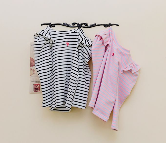 韓國 Bebezoo - 條紋拉絨波浪裝飾長袖上衣-粉X藍