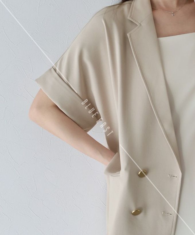 日本 BLUE EAST - 亞麻感氣質金釦短袖西裝外套-卡其杏