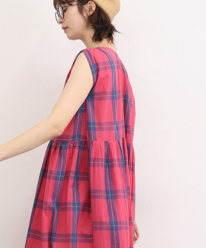 日本 Lupilien - 100%印度棉 清爽格紋開襟無袖洋裝-桃紅