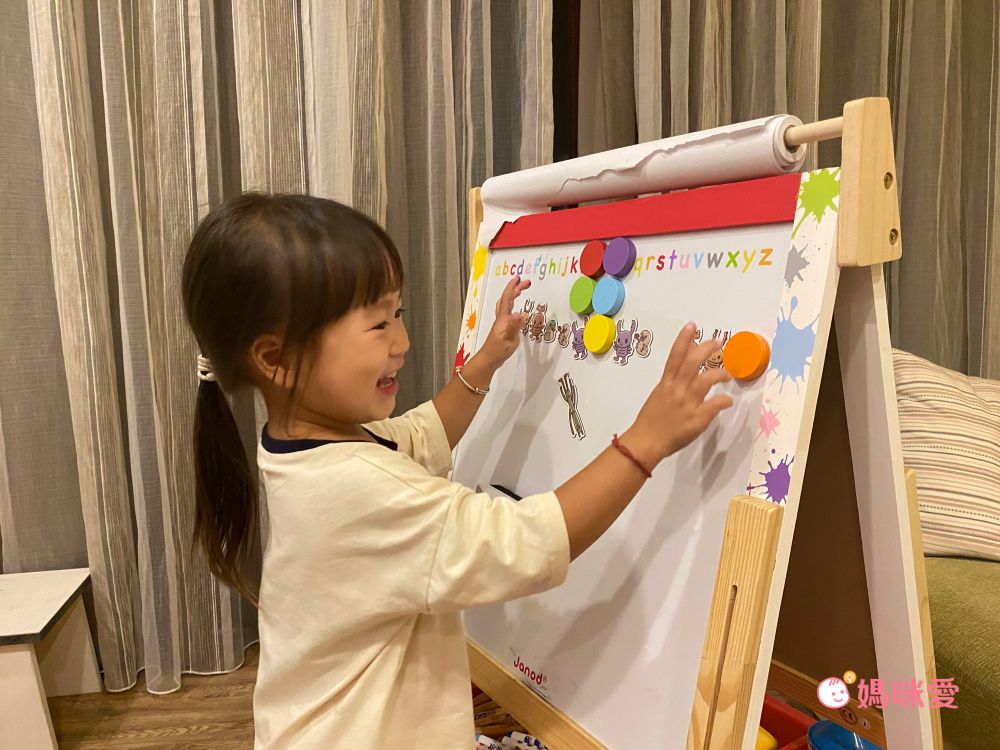 新畫架上市！法國設計【Janod】ABC雙面畫架