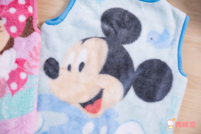 日本服飾代購 - 卡通厚刷毛保暖背心-米奇