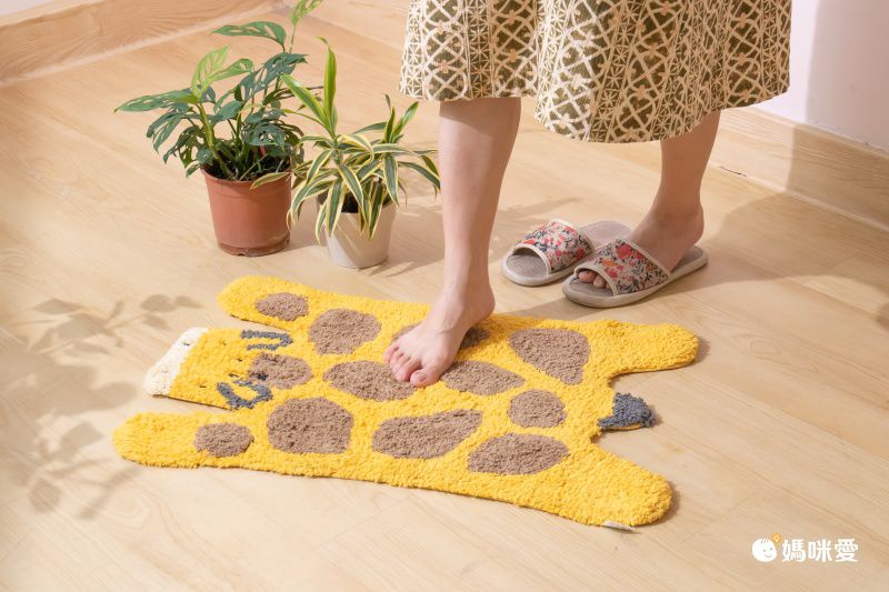 日本代購 - 動物造型長型腳踏墊-鯨魚-水藍 (約35x120cm)