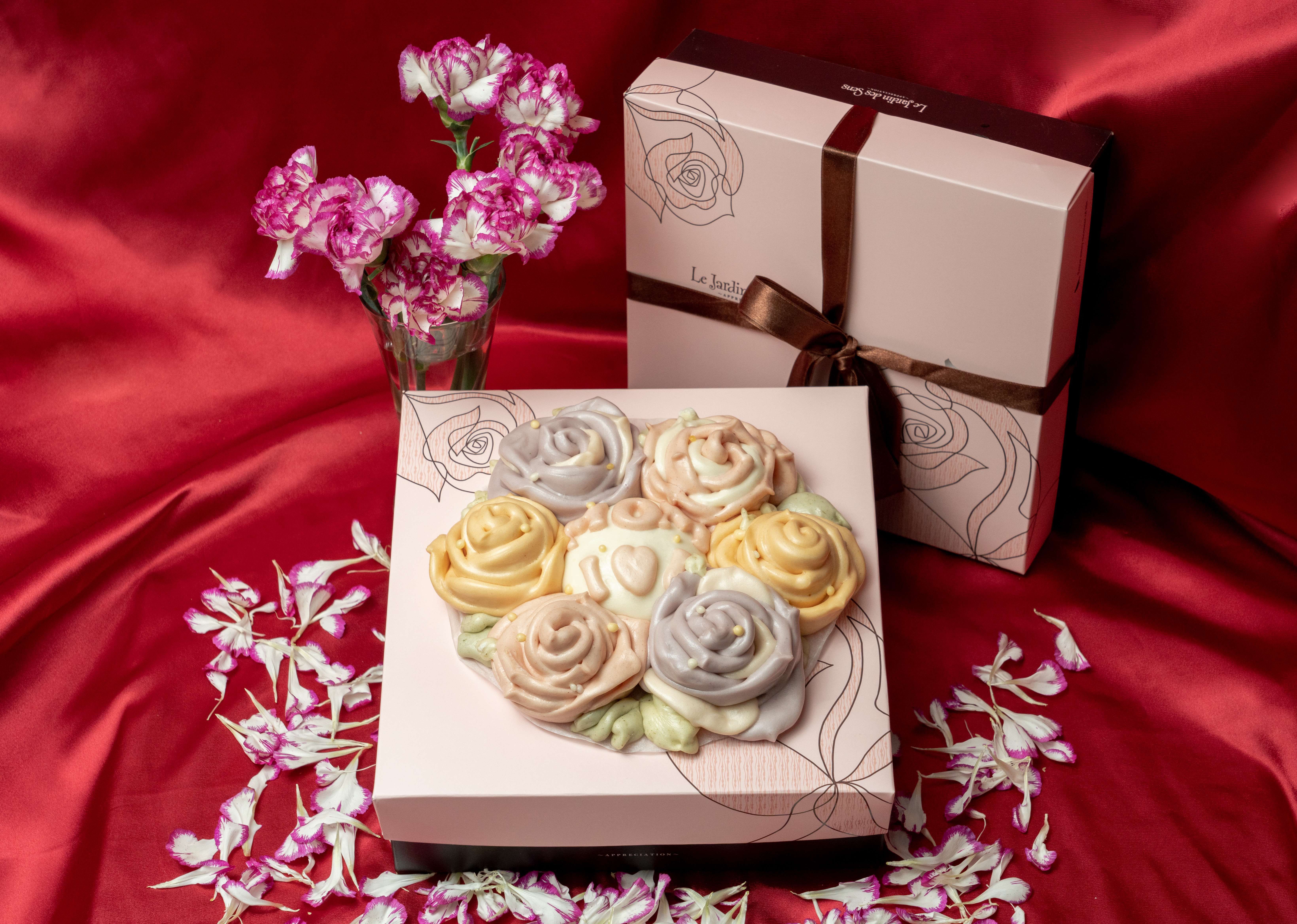 老甜媽手工饅頭 - 我愛媽媽禮盒-玫瑰花樣式-八吋400克