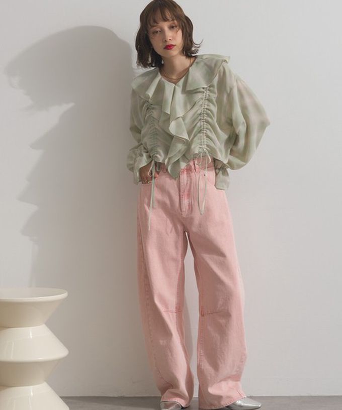 日本 ELENCARE DUE - 飄逸荷葉領浪漫抽繩長袖上衣-淺灰綠