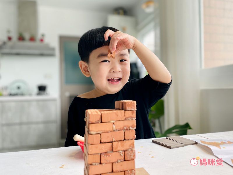 可水洗重複玩【德國 teifoc 紅磚建築】一玩就是一下午