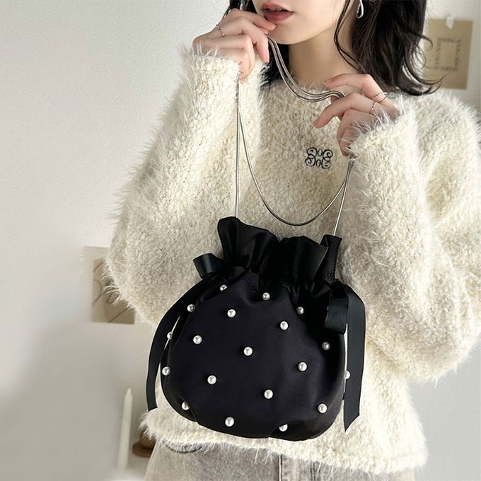 日本 Classical Elf - mily bilet 華麗緞面珍珠束口側背小包-象牙白